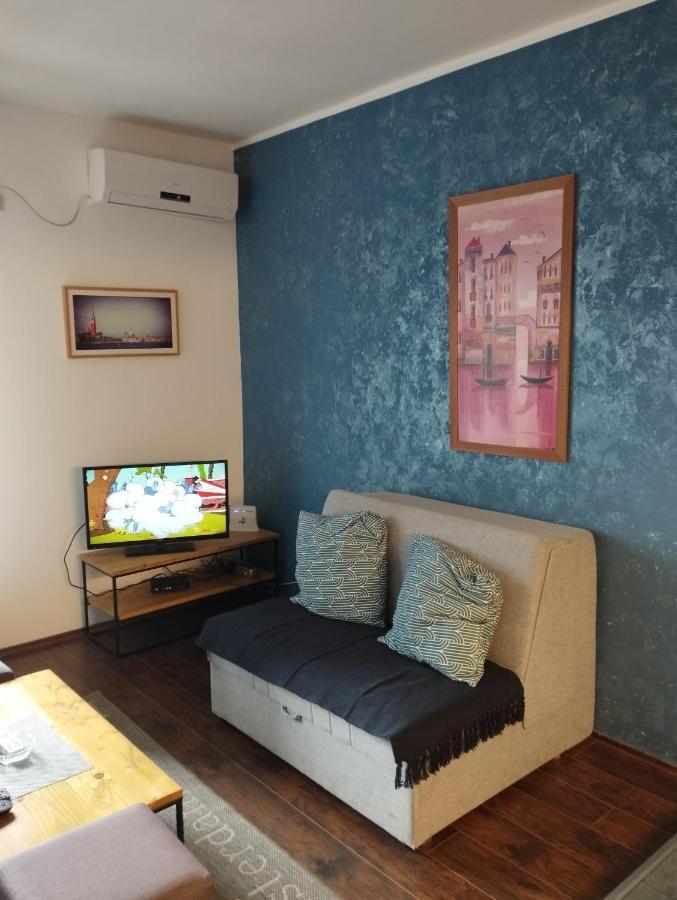 Apartman Tatjana Нови-Сад Экстерьер фото